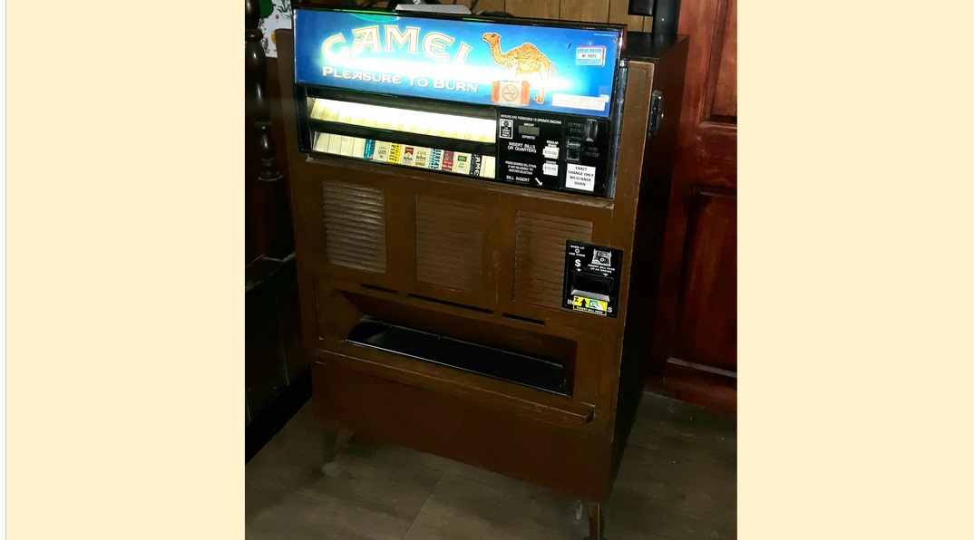 Cigarette machine